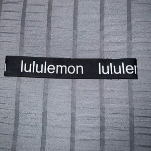 Lululemon no slip adjustable headband
